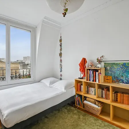 Veeve - The Spiral Centrepiece Apartment