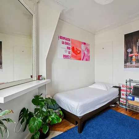 Apartment Veeve - The Spiral Centrepiece